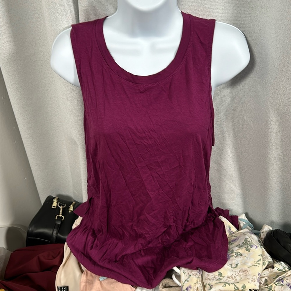 Women top